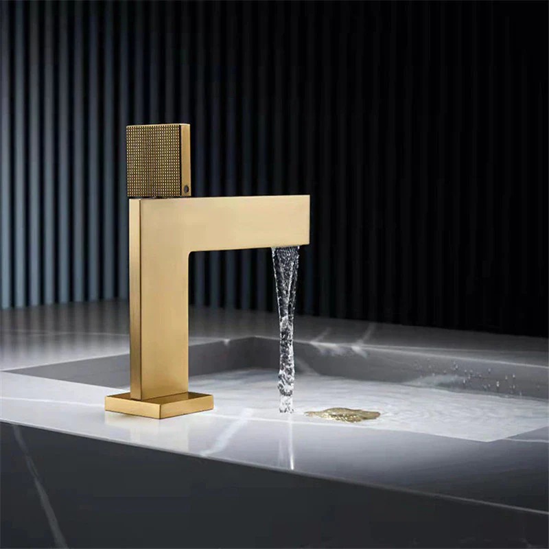 Mitigeur de salle de bain or brossé - Image 3